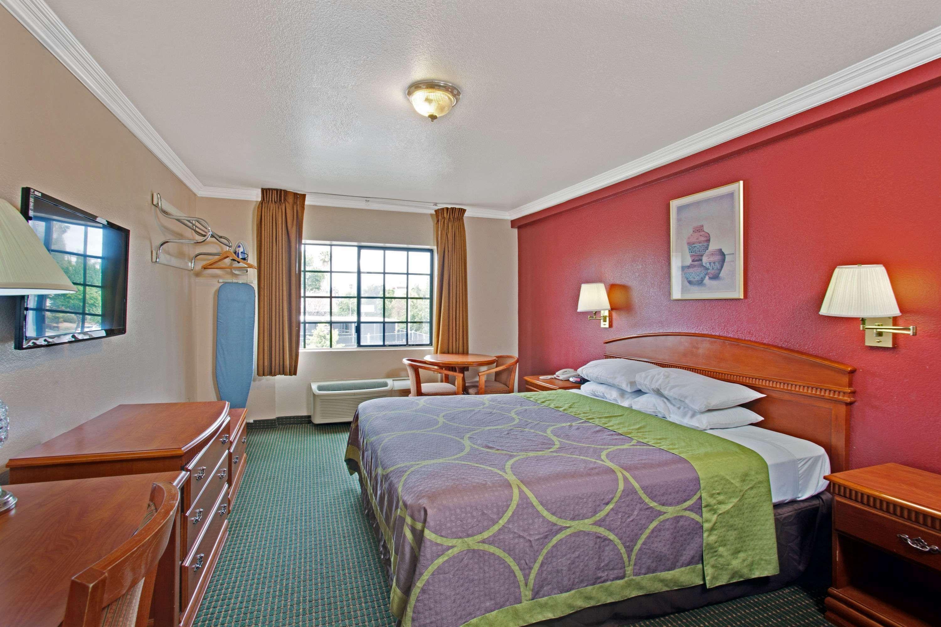 Super 8 By Wyndham Hollywood/La Area Μοτέλ Λος Άντζελες Εξωτερικό φωτογραφία