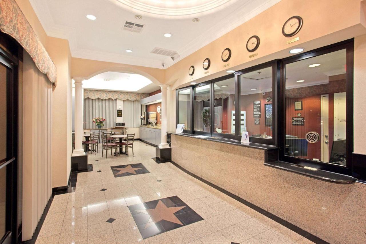 Super 8 By Wyndham Hollywood/La Area Μοτέλ Λος Άντζελες Εξωτερικό φωτογραφία