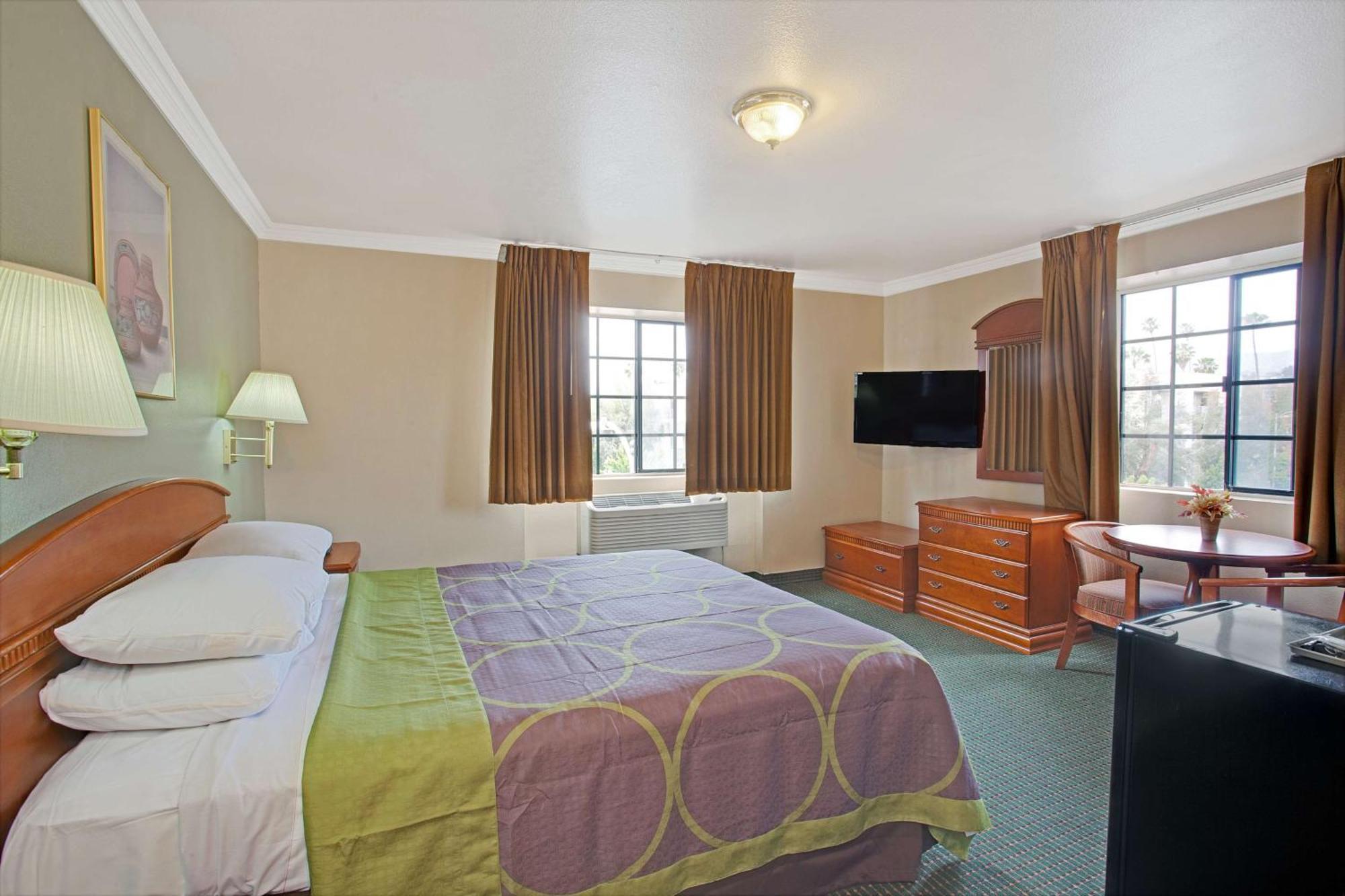 Super 8 By Wyndham Hollywood/La Area Μοτέλ Λος Άντζελες Εξωτερικό φωτογραφία
