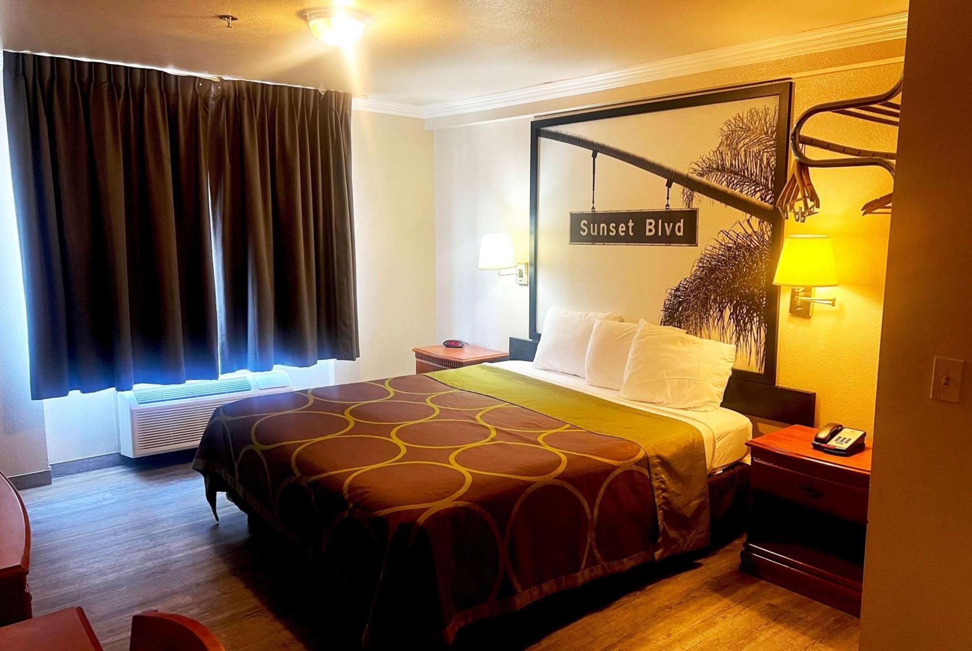 Super 8 By Wyndham Hollywood/La Area Μοτέλ Λος Άντζελες Εξωτερικό φωτογραφία